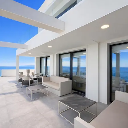 Villa Atlantico One Oceanfront Luxury & Heated Pool *