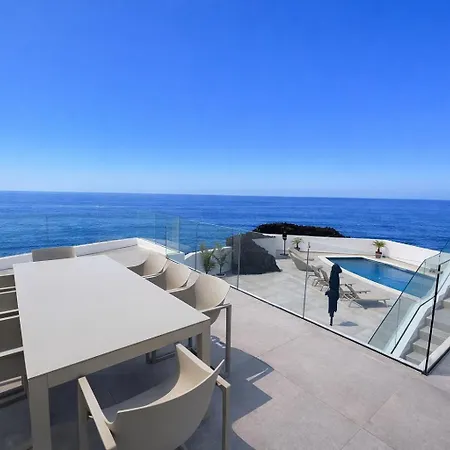 Atlantico One Oceanfront Luxury & Heated Pool * Лас-Агуас